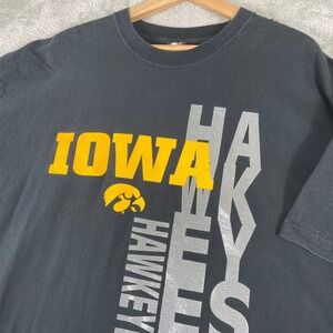 Vintage Y2K Iowa Hawkeyes Shirt Mens XL Black Starter Graphic NCAA College Tee